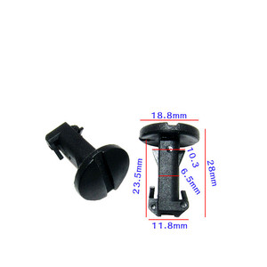 D518 Car Bumper Clip Fastener 18.8mm x <b>28mm</b> For Land Rover Replacement Repair - Product Image 1