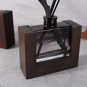 RAINCOAST Eco-vriendelijke Luxe Rietdiffuser Sets 100ml Vierkante Glazen Luchtverfrissers Huisgeur Decoratie - Product Image 4