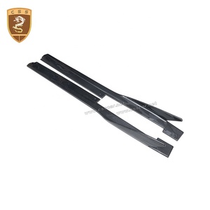 De estilo CSS del cuerpo de fibra de carbono Kit de accesorios de Auto adecuado para <span class=keywords><strong>Ferrari</strong></span> <span class=keywords><strong>458</strong></span> <span class=keywords><strong>Italia</strong></span> faldas laterales - Product Image 3
