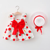 Boetiek meisjesjurk met hoed, mouwloos, geruite bandjes, vierkante hals, empiretaille, strik, bloemenprint, groothandel, peuterensemble