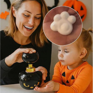 Distributeur de savon mousse automatique en forme de patte de chat, pour salle de bain, en plastique, alimenté par piles - Product Image 2