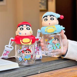 Vaso con pajita Zuo Mu Crayon Shin Chan, Tritan, con tapa abatible, portátil, para niños, regalo para el regreso a clases - Product Image 1