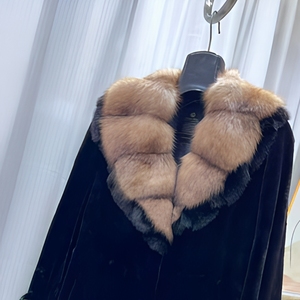Cappotto in Ecopelliccia di Visone con Collo in <span class=keywords><strong>Pelliccia</strong></span> di Volpe di Media Lunghezza a Prezzo di Fabbrica, Stile Europeo <span class=keywords><strong>e</strong></span> Americano - Product Image 4