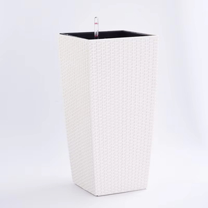 Home Square Creative Macetas Pots de fleurs en plastique modernes en rotin blanc bon marché <span class=keywords><strong>pour</strong></span> <span class=keywords><strong>balcon</strong></span> de jardin intérieur et extérieur - Product Image 2