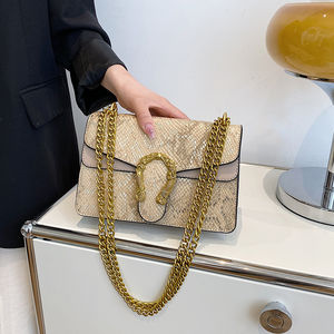 Bolso de mano de material PU estilo femenino. Con decoración de cadena. Bolso de Mano de Diseño de Lujo.1858 - Product Image 4