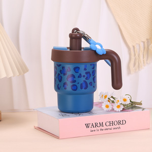 Mug isotherme en acier inoxydable 316 à grande capacité avec poignée, motif léopard créatif, style mignon et esthétique - Product Image 6