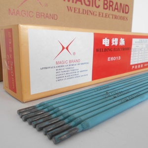 Varilla de soldadura Construcción de soldadura <span class=keywords><strong>electrodo</strong></span> de soldadura suministros de fábrica electrodos de soldadura E6013 palo de soldadura 7018 7016 - Product Image 1