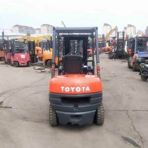 รถยกโตโยต้ามือสอง 2.5 ตัน รุ่น FD25 เครื่องยนต์ดีเซล ราคาถูก รถยกมือสอง 2.5 ตัน ขาย - Product Image 5