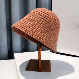 Chapeaux Bob Tricotés en Crochet Doux et Tendance pour Femmes – Idéaux pour la Pêche, les Loisirs, le Ski et les Fêtes (Vente en Gros) - Product Image 5