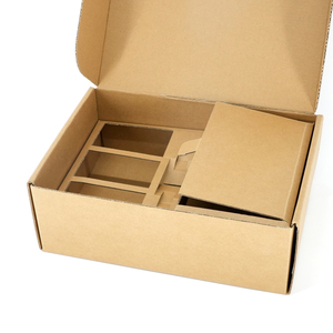 Boîte d'emballage personnalisée en kraft avec séparateurs pour l'expédition de coffrets cadeaux cosmétiques et de soins de la peau en plusieurs unités, idéale pour les abonnements. - Product Image 4