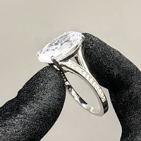 Radiant Glamour Bague pour femme en argent sterling 925 Diamant Moissanite ovale captivant serti en plaqué rhodium Radiate Fine Jewelry