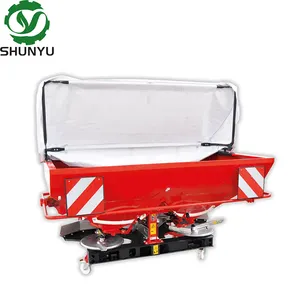 Farm animal manure fertilizer truck Tow large fertilizer spreader