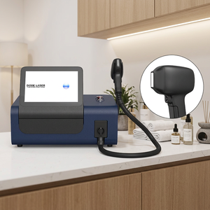 Appareil de réduction des poils au laser diode à 4 longueurs d'onde pour usage commercial, avec une grande poignée de traitement, pour le corps et le visage en esthétique - Product Image 1