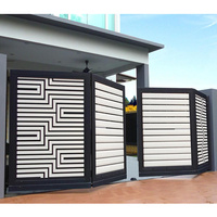 Portes automatiques pliantes électriques en aluminium modernes pour l'entrée principale, conception de clôtures, maison, villa, portail en aluminium à lamelles extérieur