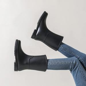 <span class=keywords><strong>Botas</strong></span> de agua antideslizantes de PVC para exteriores YL7285, zapatos de lluvia impermeables a la moda, <span class=keywords><strong>Botas</strong></span> de lluvia de tubo medio para mujer - Product Image 1