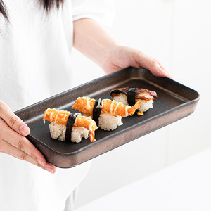 Bandeja de Servir de Cerámica Rústica Japonesa, Acabado Sólido con Aceite, Hecha a Mano, para Sushi, Pescado, Uso Residencial - Product Image 4