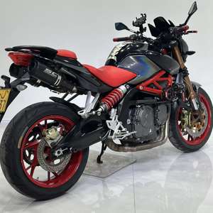 <span class=keywords><strong>Benelli</strong></span> TNT600 Classic: Motor DOHC de 16 válvulas, Sistema EFI, Freno de Disco Delantero Doble, Medidor TFT de Alta Definición - Product Image 6