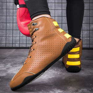 <span class=keywords><strong>Zapatos</strong></span> <span class=keywords><strong>DE</strong></span> LUCHA personalizables <span class=keywords><strong>de</strong></span> alta calidad para hombres Botas <span class=keywords><strong>de</strong></span> boxeo al por mayor para uso deportivo <span class=keywords><strong>de</strong></span> verano e invierno - Product Image 3