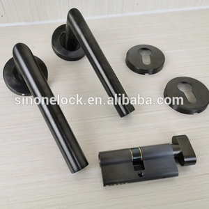 เสร็จสิ้นหรูหราพิเศษด้วยฤดูใบไม้ผลิกลับแนวนอนหนัก SS304ทั้งหมด EN1906ของแข็งหล่อประตูก้านจับบนดอกกุหลาบ - Product Image 4