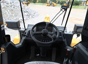 Wheel <span class=keywords><strong>Loader</strong></span> Bekas CLG855N, Mesin Kawasaki 4x4, Kapasitas Angkut <span class=keywords><strong>5</strong></span> <span class=keywords><strong>Ton</strong></span>, Kondisi 90% BARU, Efisiensi Operasional Tinggi - Product Image 6