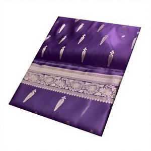 ผ้าม่านทอมือแบบดั้งเดิมสำหรับงานปาร์ตี้ ผ้าไหมซาตินบานาราซี ผ้าไหมมาชรู ผ้าซารี ทอแบบจาการ์ด พร้อมผ้าพาลลูเนื้อดี เสื้อคลุมป้องกันแสงแดด - Product Image 1