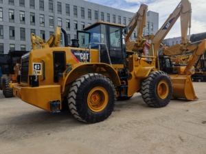 Cargadora de Ruedas CAT 966H de Segunda Mano en Buen Estado, Maquinaria de Construcción Usada a la Venta a Bajo Precio - Product Image 4