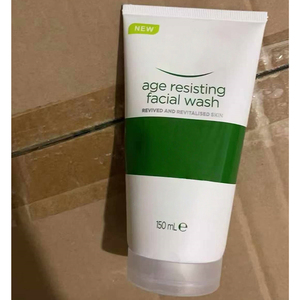 Nouveau Nettoyant Visage Simple, Nettoyage en Profondeur, Hydratation Douce, Améliore le Teint, Sans Tension, 150ml, Hydratant Vert, Format Standard - Product Image 5