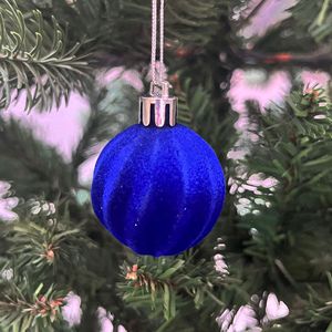 6 cm boules de décoration de noël boules de <span class=keywords><strong>pompon</strong></span> peintes en plastique arbre de noël boule suspendue ornement suspendu décoration de scène - Product Image 3