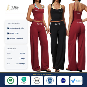 Set Yoga Personalizzato con Top Halter Color Block Spazzolato e Pantaloni a Gamba Larga Modellanti, Abbigliamento <span class=keywords><strong>Fitness</strong></span> e Yoga all'Ingrosso - Product Image 1