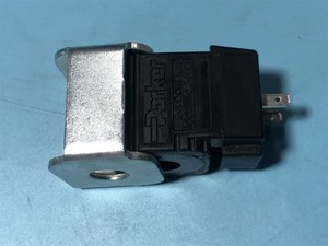 Bobine solénoïde série Super Coil CCP024D 1/2 pouce 24VDC – Stock original - Product Image 1