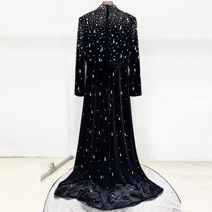 ชุดเดรสแม็กซี่งานปาร์ตี้คอตั้งคุณภาพสูงสำหรับผู้หญิงไซส์ใหญ่ แต่งลูกปัดและลูกไม้ ดีไซน์เนอร์ - Product Image 4