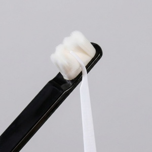 Cepillo de Dientes para Mascotas Directo de Fábrica, con Logotipo Personalizado, Mango Largo, Cerdas Suaves, para Limpieza Dental de Perros y Gatos - Product Image 3
