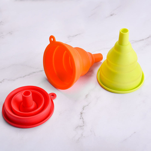 Food Grade <b>Silicone</b> Collapsible Kitchen Funnel-Dishwasher Safe Pantone Color Available for Liquid Transfer Filling Water Bottles - Product Image 4