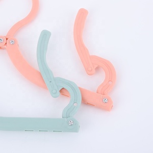 Crochets et rails pliables multifonctionnels <span class=keywords><strong>en</strong></span> plastique écologiques, très demandés, pour vêtements, marque YZH, modèle YZH9876, vente <span class=keywords><strong>en</strong></span> <span class=keywords><strong>gros</strong></span> à prix abordable - Product Image 4