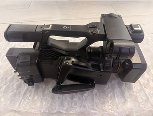 กล้องวิดีโอแบบพกพา PXW-Z280V พร้อมช่องใส่การ์ดหน่วยความจำ บันทึกวิดีโอความละเอียด 4K HD ตอบโจทย์ความต้องการในการผลิตสื่อแบบครบวงจร - Product Image 2