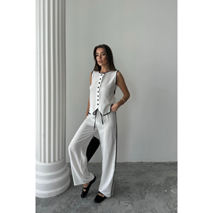 Conjunto de Oficina de Lino de 2 Piezas para Mujer, Chaleco Blanco y Pantalón con Bordes Ribeteados, Top Holgado y Pantalones Cortos - Product Image 5