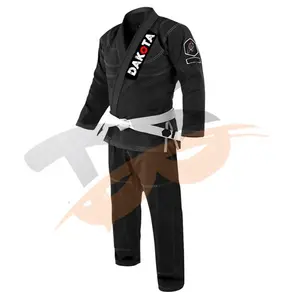 Karate leggero Gi-uniforme in poliestere di cotone da 10 once con cintura bianca libera