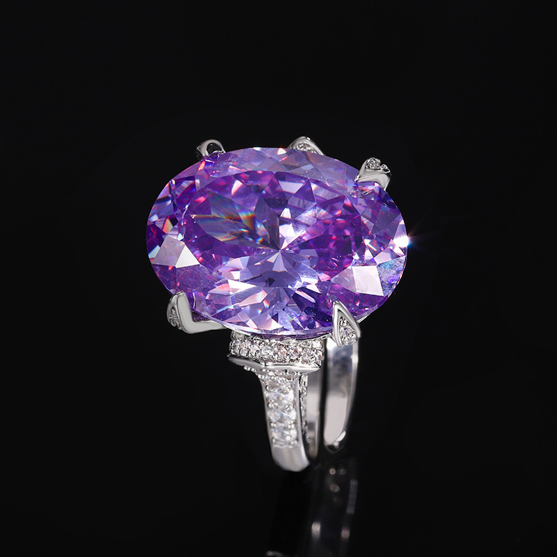 Bird's Nest cut blue ring