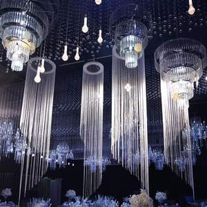 LANJO Décoration de plafond de mariage de style luxueux et romantique, rideau suspendu en chaîne de perles de cristal PVC avec pompons circulaires - Product Image 4