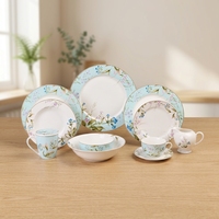 Service de table en porcelaine New Bone China avec assiettes à motif floral botanique bleu délicat et décoration sous glaçure pour marque privée