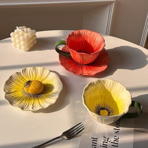 แก้วเซรามิก แก้วมัคพร้อมจานรอง แก้วกาแฟเซรามิก 10 ออนซ์ ลายดอกไม้ - Product Image 1
