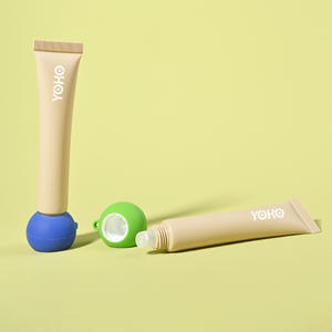 Envase de Brillo Labial Rosa con Accesorios de Dijes Bonitos, Envase Cosmético de Plástico Vacío para Lápiz Labial con Tapa de Rosca - Product Image 5