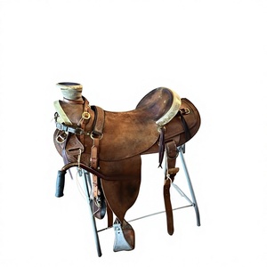 Silla de Montar Inglesa de Cuero Genuino Resistente con Diseños Personalizables de BS International, Estilo Vintage Sostenible, Directo de Fábrica - Product Image 3