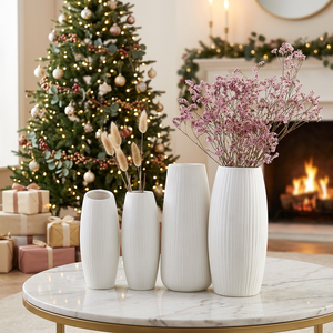 Vase en céramique blanche moderne à cannelures pour la décoration de table de mariage, vente en gros - Product Image 3