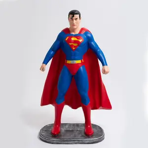 中国工厂提供了高品质的动作人物超人雕像