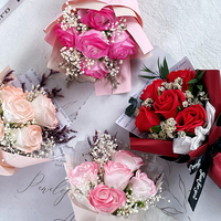 Buket bunga sabun mawar Mini, hadiah buatan tangan untuk dekorasi dinding ulang tahun hadiah Tahun Baru untuk pacar perempuan