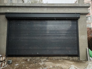 <span class=keywords><strong>Porte</strong></span> <span class=keywords><strong>de</strong></span> <span class=keywords><strong>garage</strong></span> électrique enroulable, <span class=keywords><strong>porte</strong></span> <span class=keywords><strong>de</strong></span> <span class=keywords><strong>garage</strong></span> à volets roulants <span class=keywords><strong>de</strong></span> haute qualité, sur mesure - Product Image 2