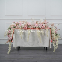 Centro de Mesa Decorativo para Bodas DKB, Camino de Mesa con Rosas Blancas y Rosas Rosadas con Follaje, Hilera de Flores Artificiales