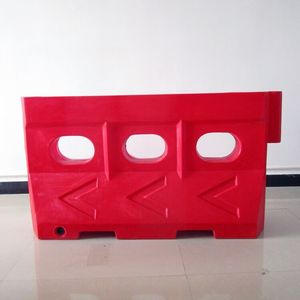 Barriera di sicurezza stradale in plastica rossa per Rotomolding pieno d'acqua - Product Image 3