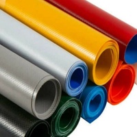 Bâche en PVC tissé résistante aux UV, ignifuge, imperméable et résistante à la pluie pour couverture de camion, tentes, sacs de voiture, sellerie, hôpitaux, mariages et impression
